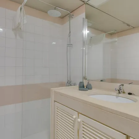 Avenida Arriaga 405 Appartement *